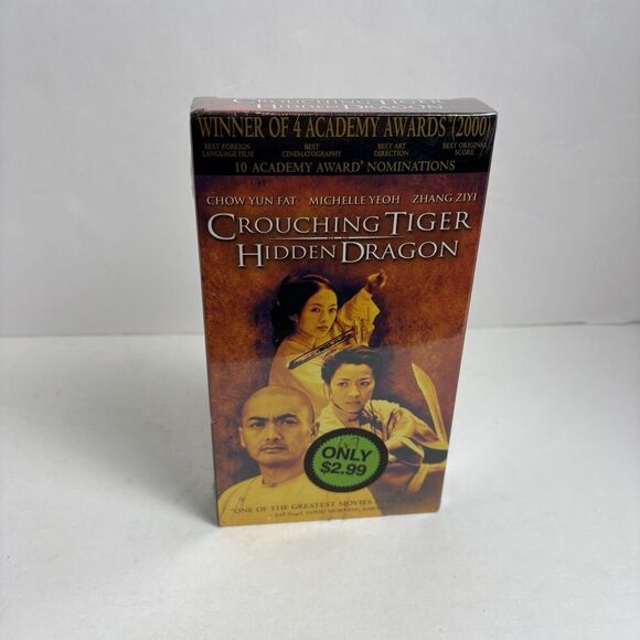 Crouching Tiger, Hidden Dragon (VHS, 2001, English Subtitled) Read - Picture 1 of 8